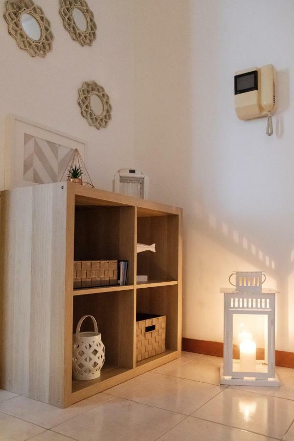 Apartment With Balcony In The Square Порто Екстериор снимка